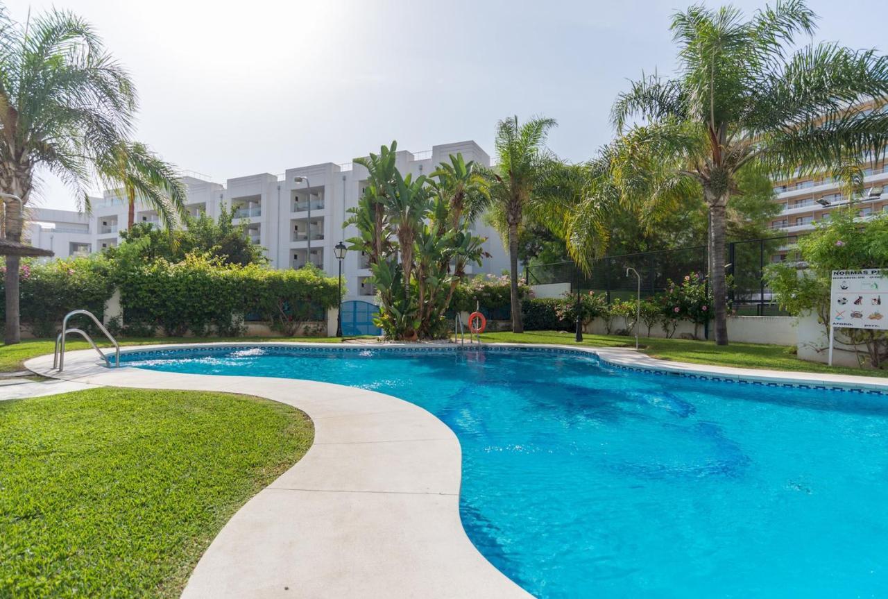 Malagasuite Lux Beach & Pool Торремолінос Екстер'єр фото